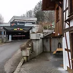Sahlihuus Koniz