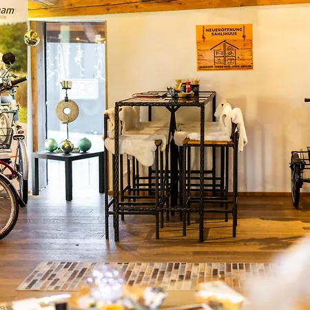 Sahlihuus Appartamento Koniz