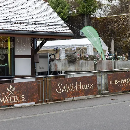 Sahlihuus *
